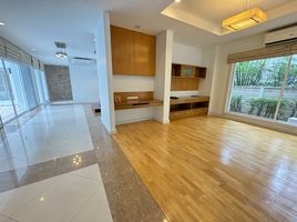 4 Bedroom Villa for rent at Sukhumvit 36 Garden Village, Khlong Tan