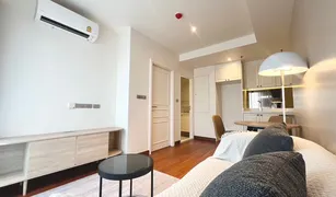 1 Bedroom Condo for sale in Wat Phraya Krai, Bangkok Altitude Symphony Charoenkrung