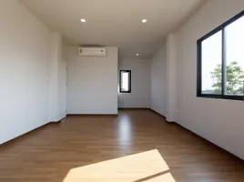 3 Bedroom House for sale at Warabodin Rangsit Klong 3 , Lat Sawai, Lam Luk Ka