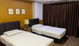 Studio Apartment for sale in Khlong Chan, Bangkok Mall Suite Serviced Apartment