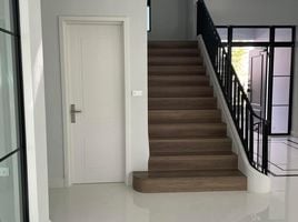 5 Bedroom House for sale at Nantawan Rama 9 - New Krungthepkretha, Saphan Sung, Saphan Sung