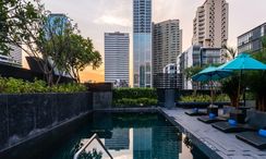 Фото 2 of the Communal Pool at Maitria Sukhumvit 18