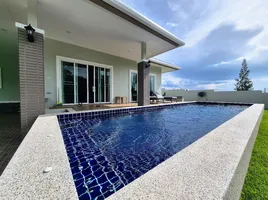 3 Schlafzimmer Villa zu verkaufen im Emerald Valley, Thap Tai, Hua Hin