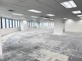 1,029 SqM Office for rent at Ital Thai Tower, Bang Kapi, Huai Khwang, Bangkok