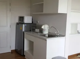 1 Schlafzimmer Wohnung zu vermieten im Nusa State Tower Condominium, Si Lom