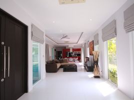 4 Schlafzimmer Villa zu verkaufen im Waterside Residences by Red Mountain, Thap Tai, Hua Hin