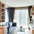 1 Schlafzimmer Appartement zu vermieten im Sky Walk Residences, Phra Khanong Nuea, Watthana