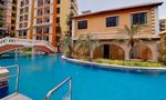 Gemeinschaftspool at Venetian Signature Condo Resort Pattaya