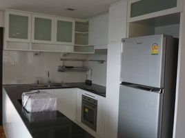 2 спален Кондо в аренду в Acadamia Grand Tower, Khlong Tan Nuea