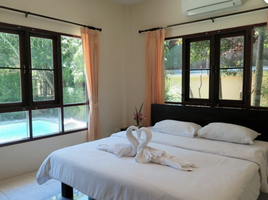 2 спален Вилла в аренду в Chaofa West Pool Villas, Чалонг