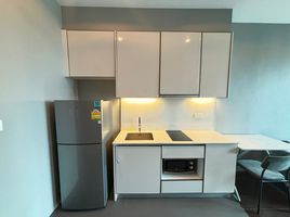 1 Bedroom Apartment for rent at C Ekkamai, Khlong Tan Nuea