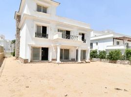 4 Bedroom Villa for sale at Mountain View 2, The 5th Settlement, New Cairo City, Cairo