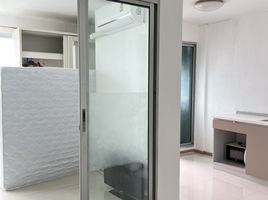 1 Schlafzimmer Appartement zu vermieten im D Condo Rattanathibet, Sai Ma