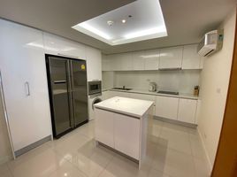 2 Bedroom Condo for rent at The Rajdamri, Pathum Wan, Pathum Wan