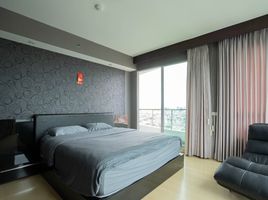 2 Schlafzimmer Wohnung zu verkaufen im Supalai River Place, Bang Lamphu Lang