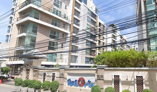 1 Bedroom Condo for sale in Chong Nonsi, Bangkok Resorta Yen-Akat