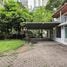 Studio Shophouse for rent in EmQuartier, Khlong Tan Nuea, Khlong Tan