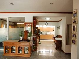 5 Schlafzimmer Haus zu verkaufen im Mantana Prayasuren 26, Bang Chan, Khlong Sam Wa