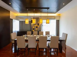 4 спален Кондо в аренду в Kameo Court, Khlong Toei Nuea