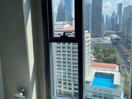 2 Bedroom Condo for sale at The Diplomat Sathorn, Si Lom