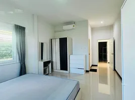 2 Bedroom House for rent at Sinsuk Thanee Village, Si Sunthon