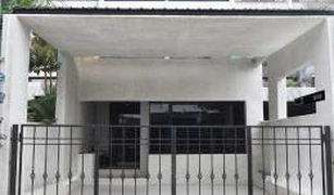 4 Bedrooms Townhouse for sale in Thung Mahamek, Bangkok 