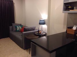 1 Bedroom Condo for rent at The Crest Sukhumvit 34, Khlong Tan