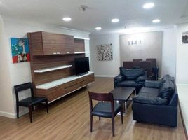 2 Schlafzimmer Appartement zu vermieten im Baan Suanpetch, Khlong Tan Nuea