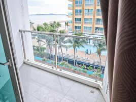 1 Schlafzimmer Appartement zu verkaufen im Beachfront Jomtien Residence, Na Chom Thian