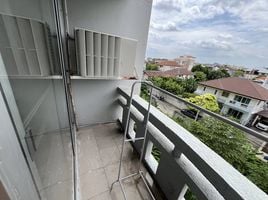 Studio Condo for sale at Garden Place, Sam Sen Nok