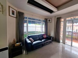 3 Bedroom House for rent at Narawan Patthanakan 44, Suan Luang