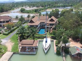 5 Schlafzimmer Villa zu verkaufen im Boat Lagoon, Ko Kaeo