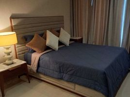 1 спален Кондо в аренду в Noble Ploenchit, Lumphini, Патхум Щан