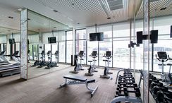 Photo 3 of the Communal Gym at Life Asoke