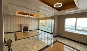 Квартира, 4 спальни на продажу в Palm Towers, Sharjah Al Marwa Tower 3
