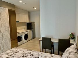 Studio Condo for sale at Life One Wireless, Lumphini