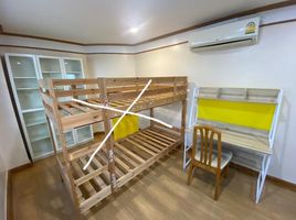 2 Schlafzimmer Appartement zu vermieten im Baan Suksan, Khlong Toei Nuea