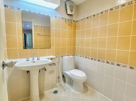 2 спален Квартира в аренду в The Capital Sukhumvit 30/1, Khlong Tan