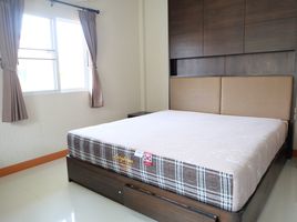 3 Schlafzimmer Villa zu vermieten im Inthara Chitchai Village, Talat Khwan, Doi Saket