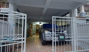 Таунхаус, 3 спальни на продажу в Bang Kraso, Нонтабури Baan Prom Suk