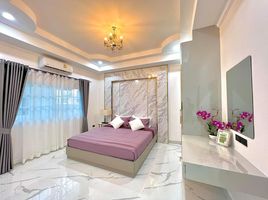 5 Schlafzimmer Villa zu verkaufen in Pattaya, Chon Buri, Nong Prue, Pattaya