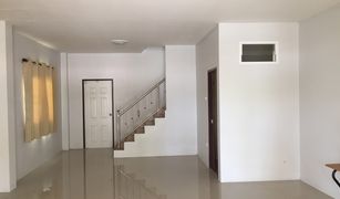 3 Bedrooms Townhouse for sale in Ban Soet, Pattaya Thaweesap Village