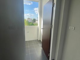 Studio Apartment for rent at Sunlight Apartments, Ban Pet