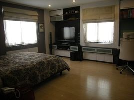 1 Schlafzimmer Wohnung zu verkaufen im Las Colinas, Khlong Toei Nuea, Watthana, Bangkok