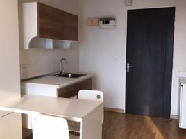 Студия Кондо в аренду в Casa Condo Asoke-Dindaeng, Din Daeng, Дин Даенг