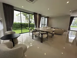 5 Bedroom House for sale at AERIE Srinakarin-Krungthepkreetha, Khlong Song Ton Nun