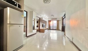 1 chambre Condominium a vendre à Khlong Tan Nuea, Bangkok J.C. Tower