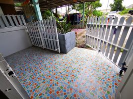 2 Schlafzimmer Reihenhaus zu verkaufen im Mooban Ploysiam , Khlong Narai