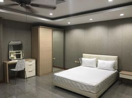 Studio Condo for rent at S.S. Surindra Mansion, Khlong Tan Nuea