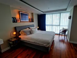 2 Bedroom Condo for sale at The Rajdamri, Pathum Wan, Pathum Wan, Bangkok